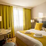 Logis & Restaurant - Les Tuileries Hotel 3*