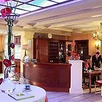 Logis & Restaurant - Les Tuileries