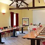 Logis & Restaurant - Les Tuileries Hotel Féy