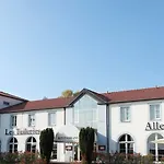 Hotel Logis & Restaurant - Les Tuileries Féy