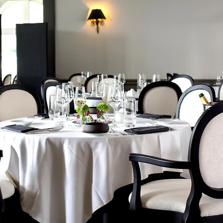 Logis & Restaurant - Les Tuileries فندق 3*