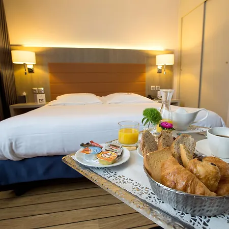 فندق Logis & Restaurant - Les Tuileries Féy