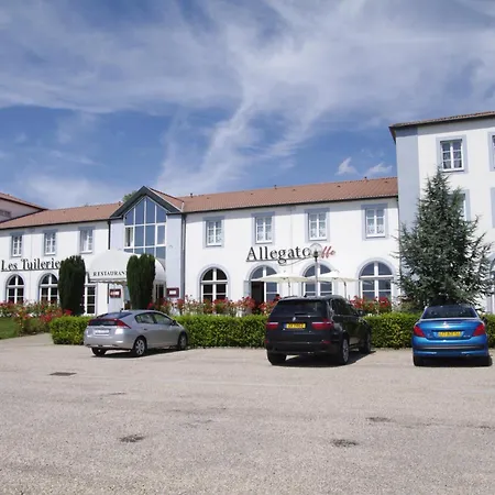 Logis & Restaurant - Les Tuileries