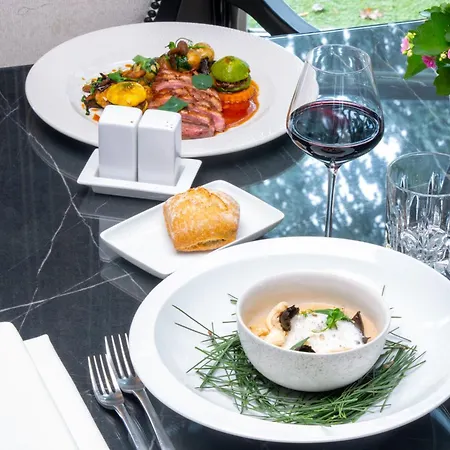 فندق Logis & Restaurant - Les Tuileries Féy