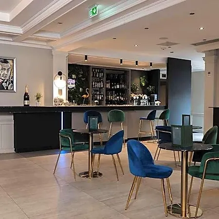 Logis & Restaurant - Les Tuileries 3* Féy