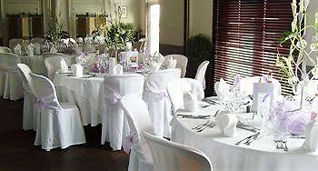 Logis Les Tuileries Hotel 3*