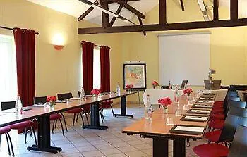 Logis & Restaurant - Les Tuileries فندق Féy