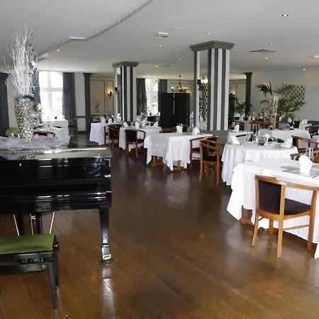Logis & Restaurant - Les Tuileries 3*