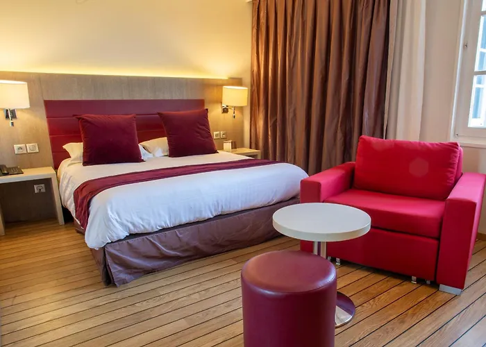 Logis & Restaurant - Les Tuileries Fey