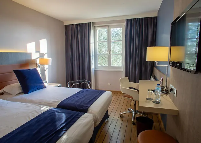 Logis & Restaurant - Les Tuileries 3* Féy