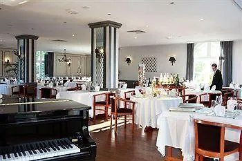 Logis & Restaurant - Les Tuileries 3*