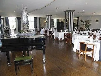 Logis & Restaurant - Les Tuileries Fey